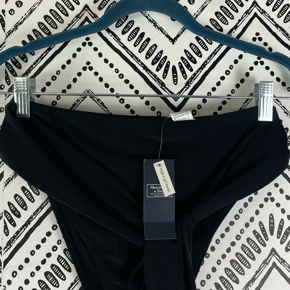 Nwt Women Abercrombie & Fitch Solid Black High Leg Cheeky Swim Bottom Sz S - Picture 4 of 8